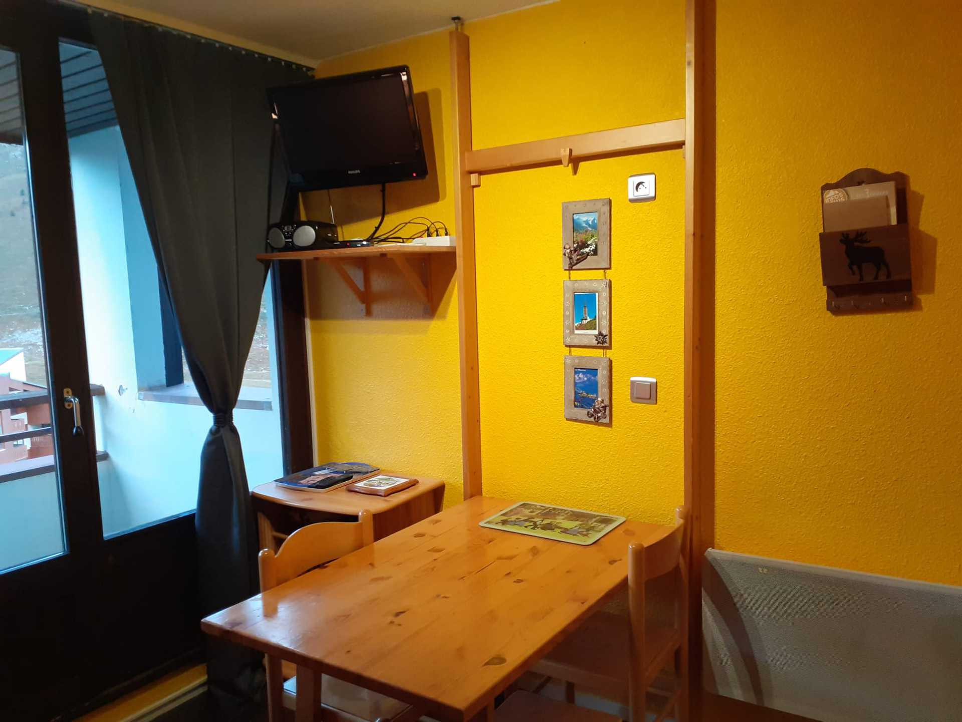 _lv_images__lot_0012010229_02_30031820