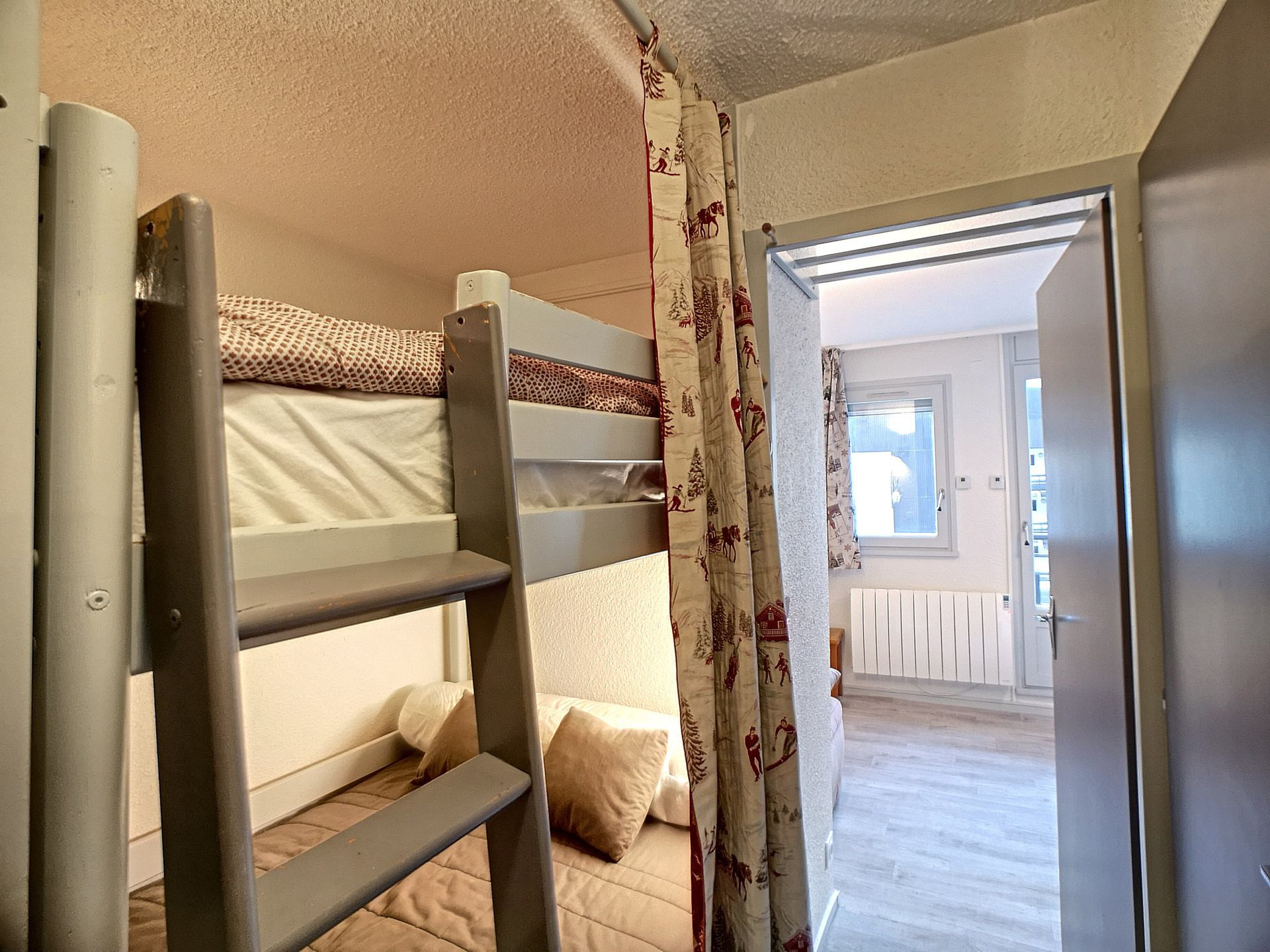 _lv_images__lot_0012020111_07_29485032