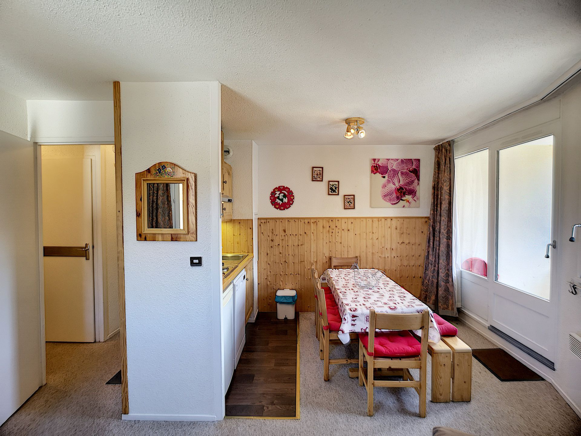 _lv_images__lot_0012020301_01_27388006 _lv_images__lot_0012020301_01_27388006