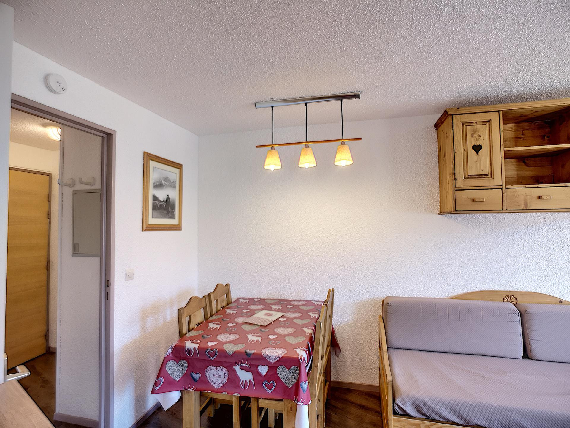 _lv_images__lot_0012030424_11_27388554 _lv_images__lot_0012030424_11_27388554