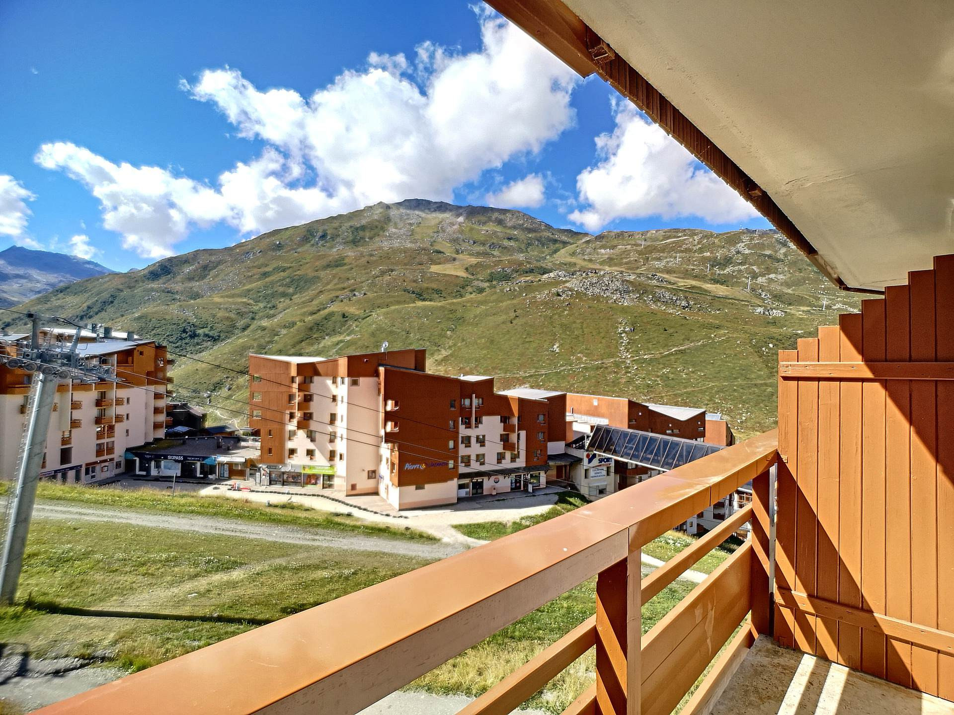 _lv_images__lot_0012030424_16_29606448