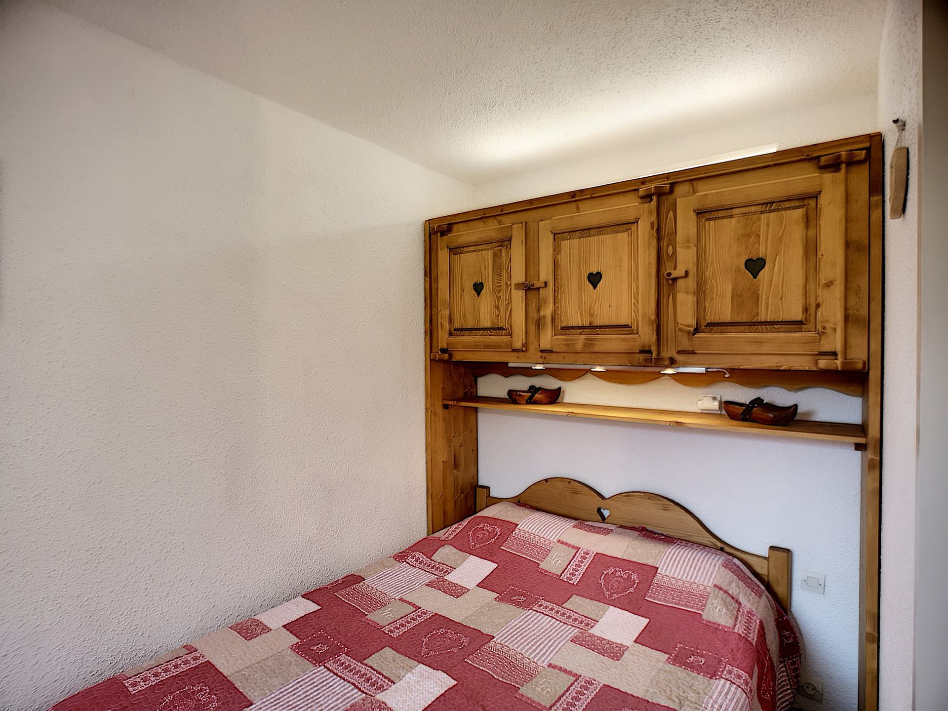 _lv_images__lot_0012030616_05_32220728 _lv_images__lot_0012030616_05_32220728