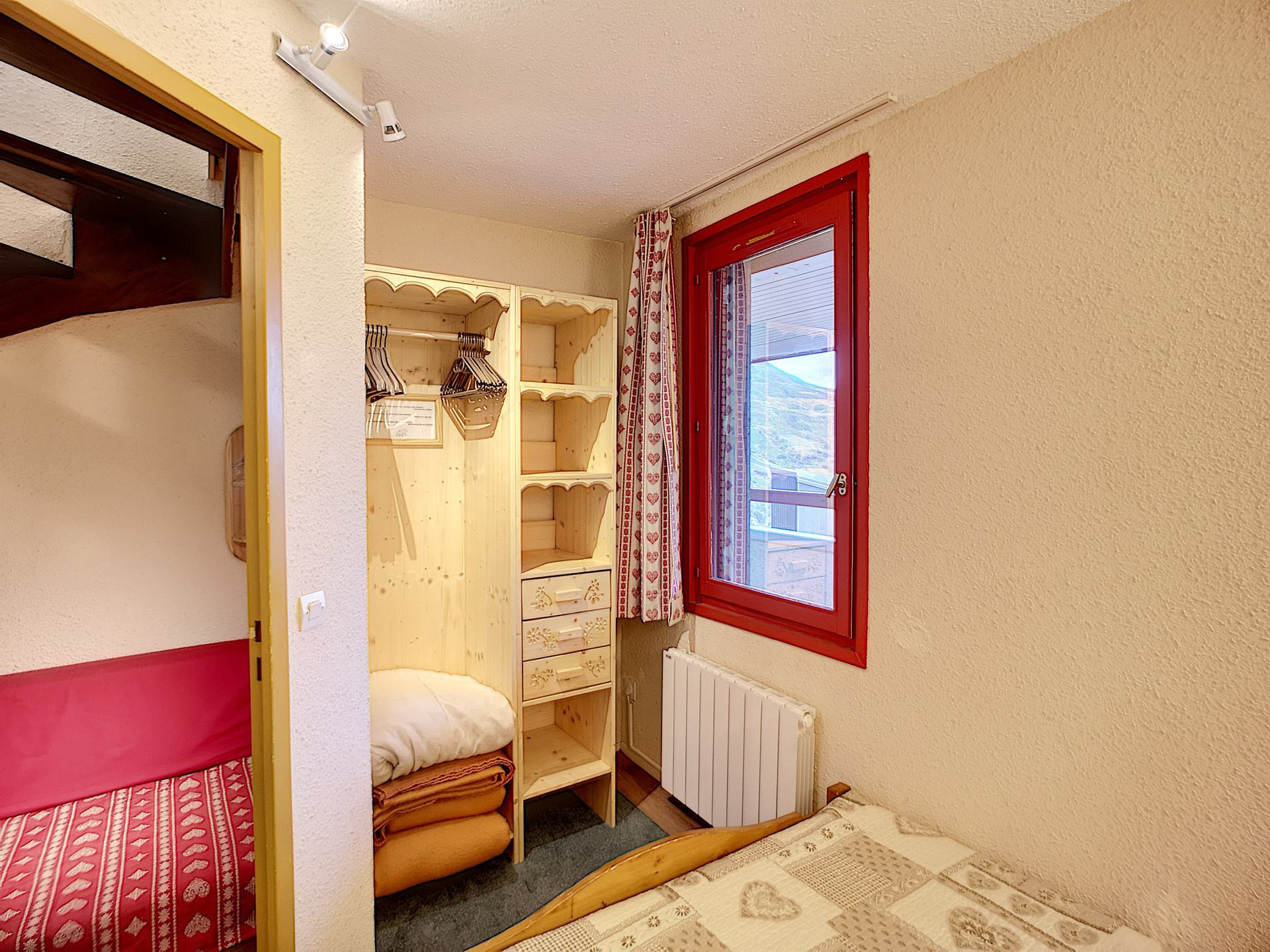 _lv_images__lot_0012030817_10_27407041 _lv_images__lot_0012030817_10_27407041