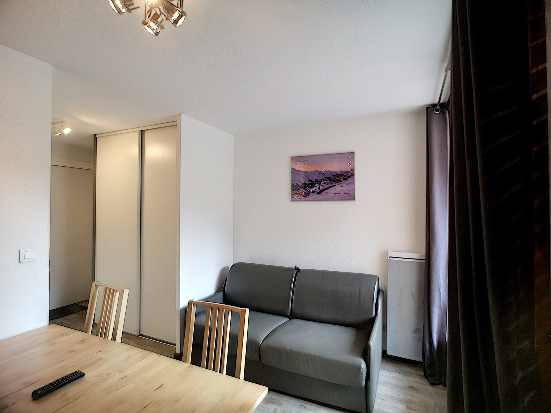 _lv_images__lot_0013040071_03_29485235