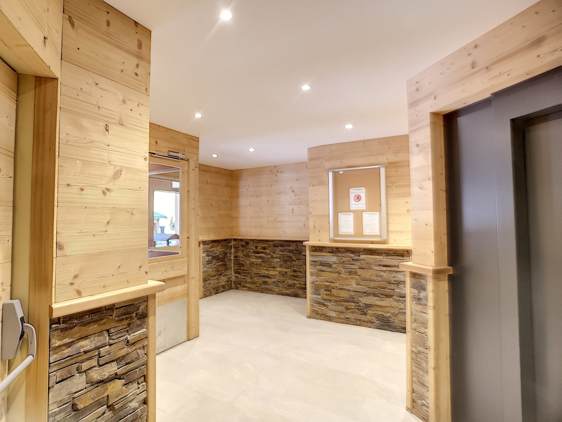 _lv_images__lot_0013040090_14_29485119