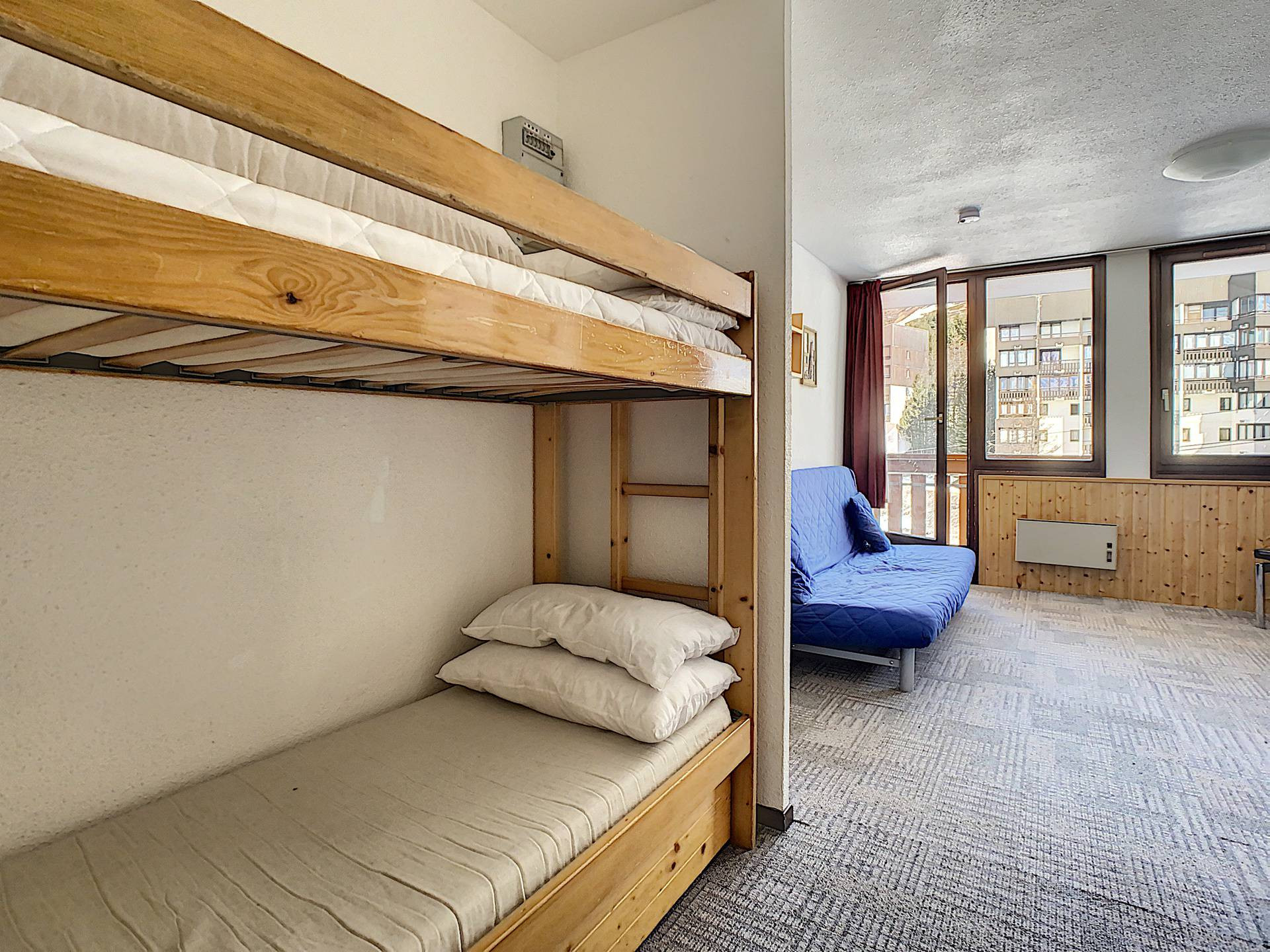 _lv_images__lot_0013040093_05_29666597