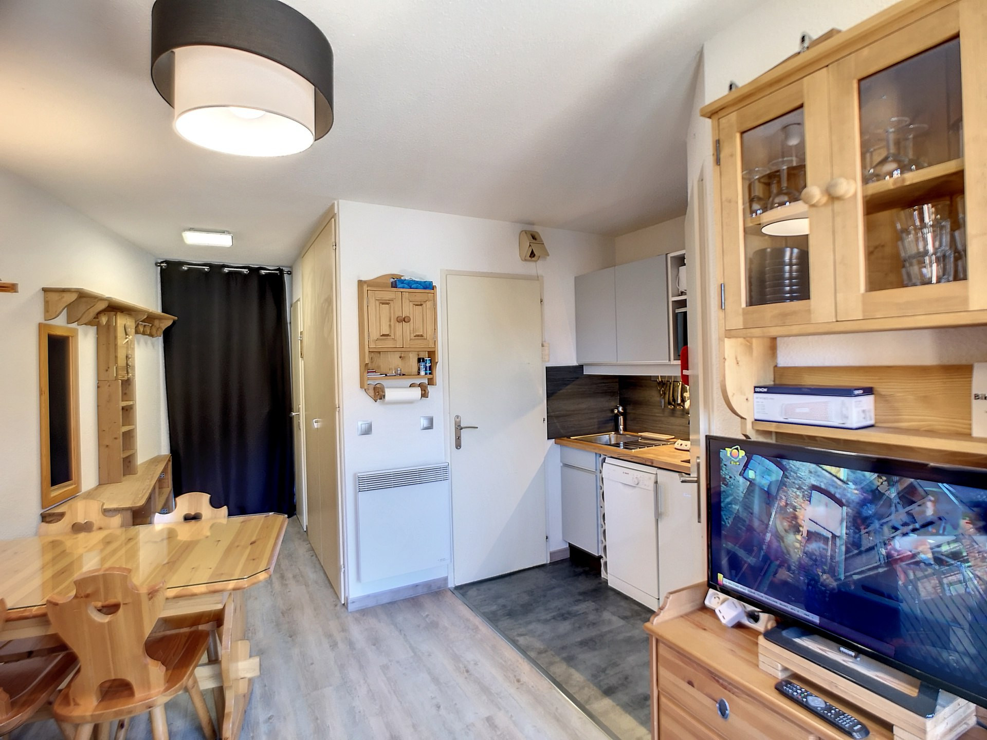 _lv_images__lot_0013040094_12_27706500