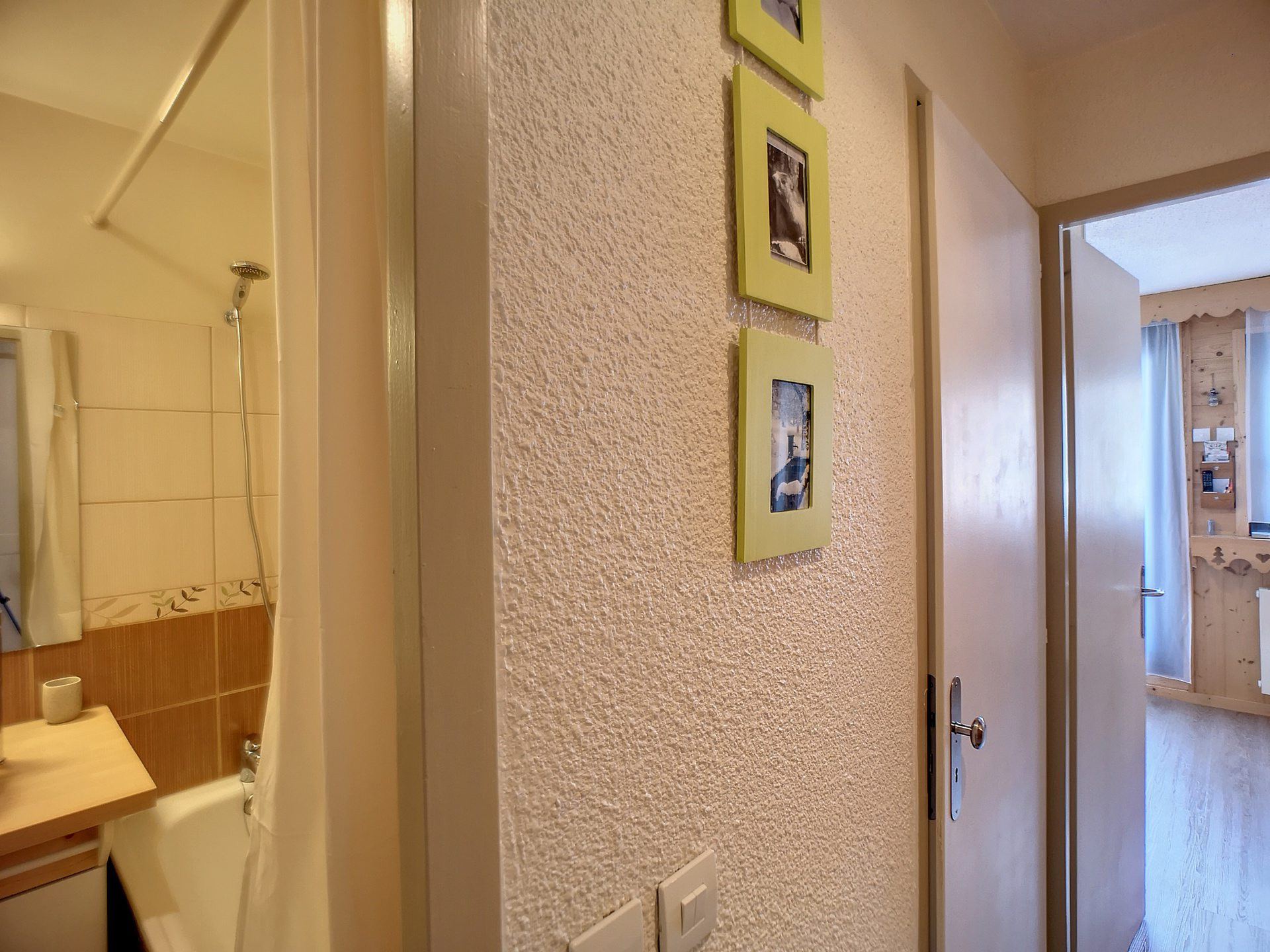 _lv_images__lot_0013040098_07_27387901 _lv_images__lot_0013040098_07_27387901