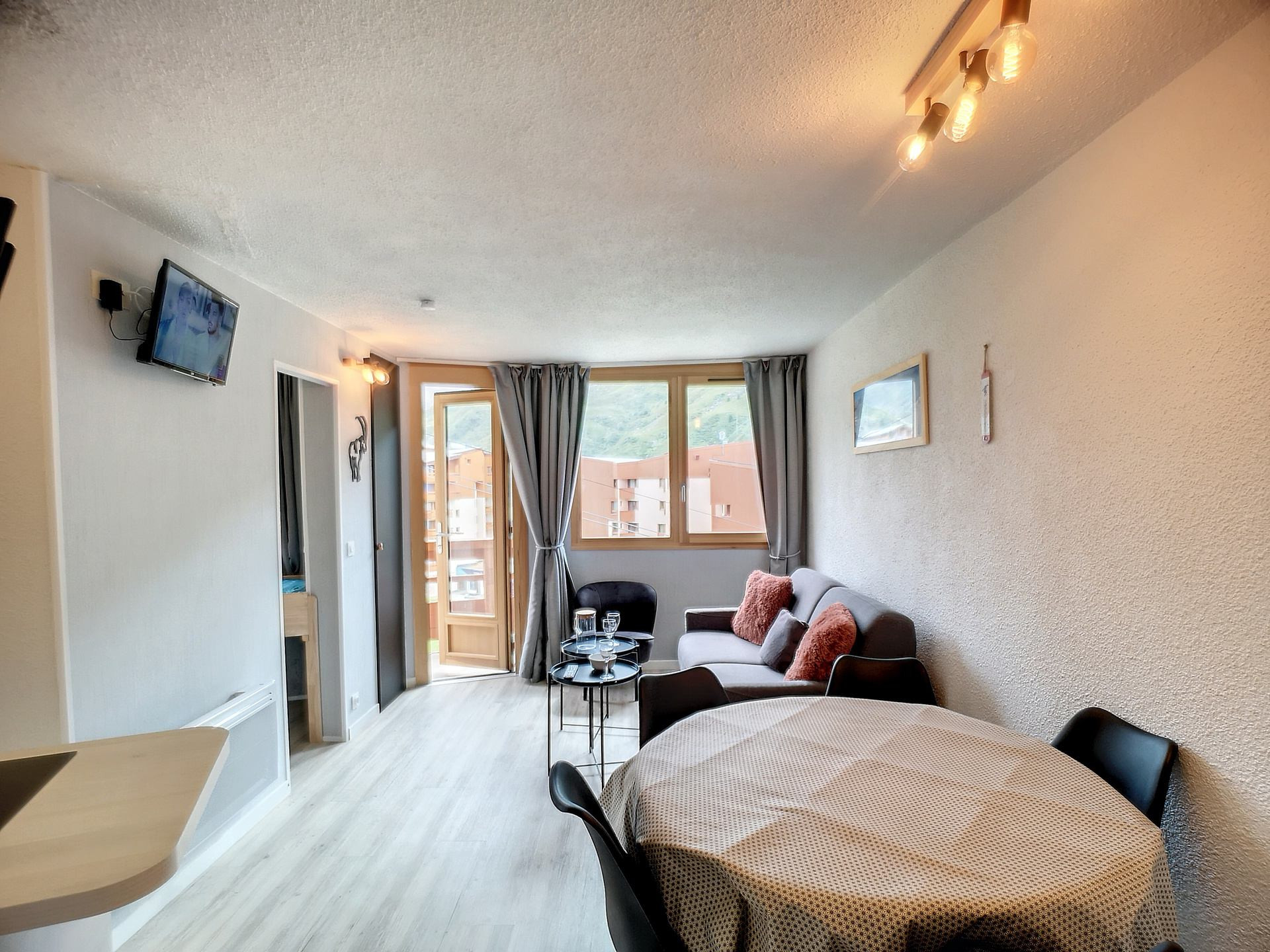 _lv_images__lot_0013040104_03_29803805 _lv_images__lot_0013040104_03_29803805