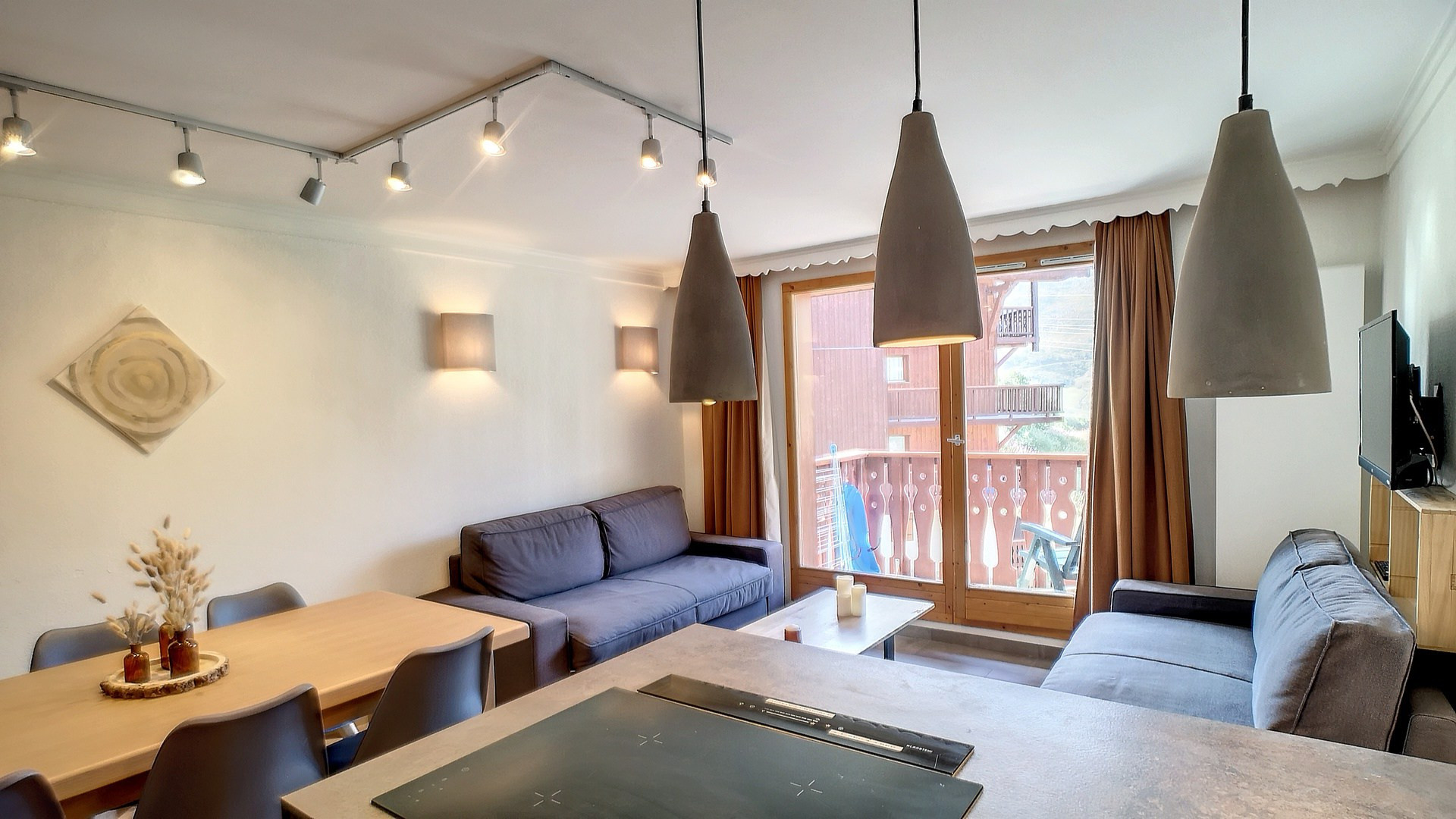 _lv_images__lot_0013040110_04_29484929