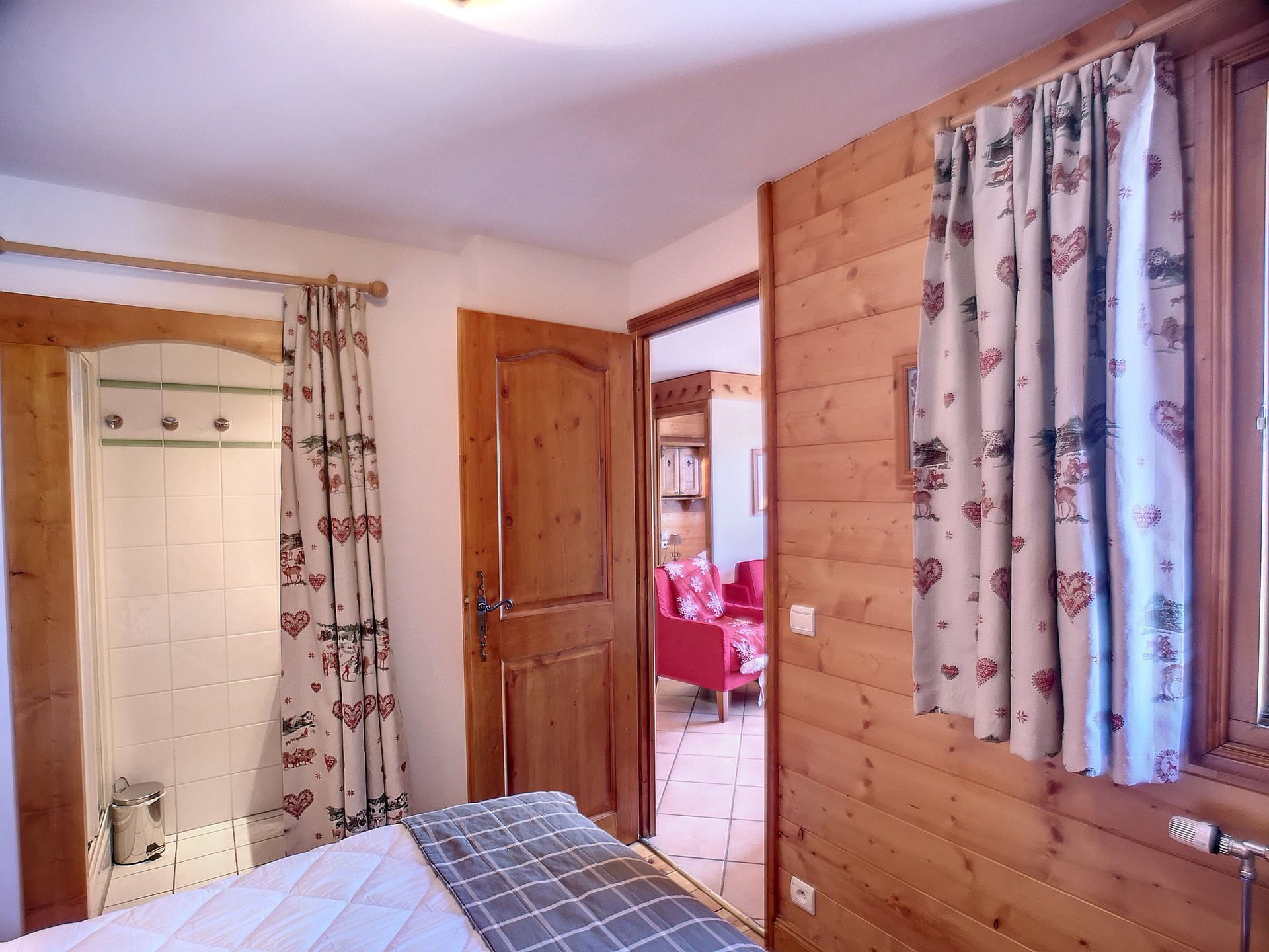 _lv_images__lot_0013040115_07_27686213