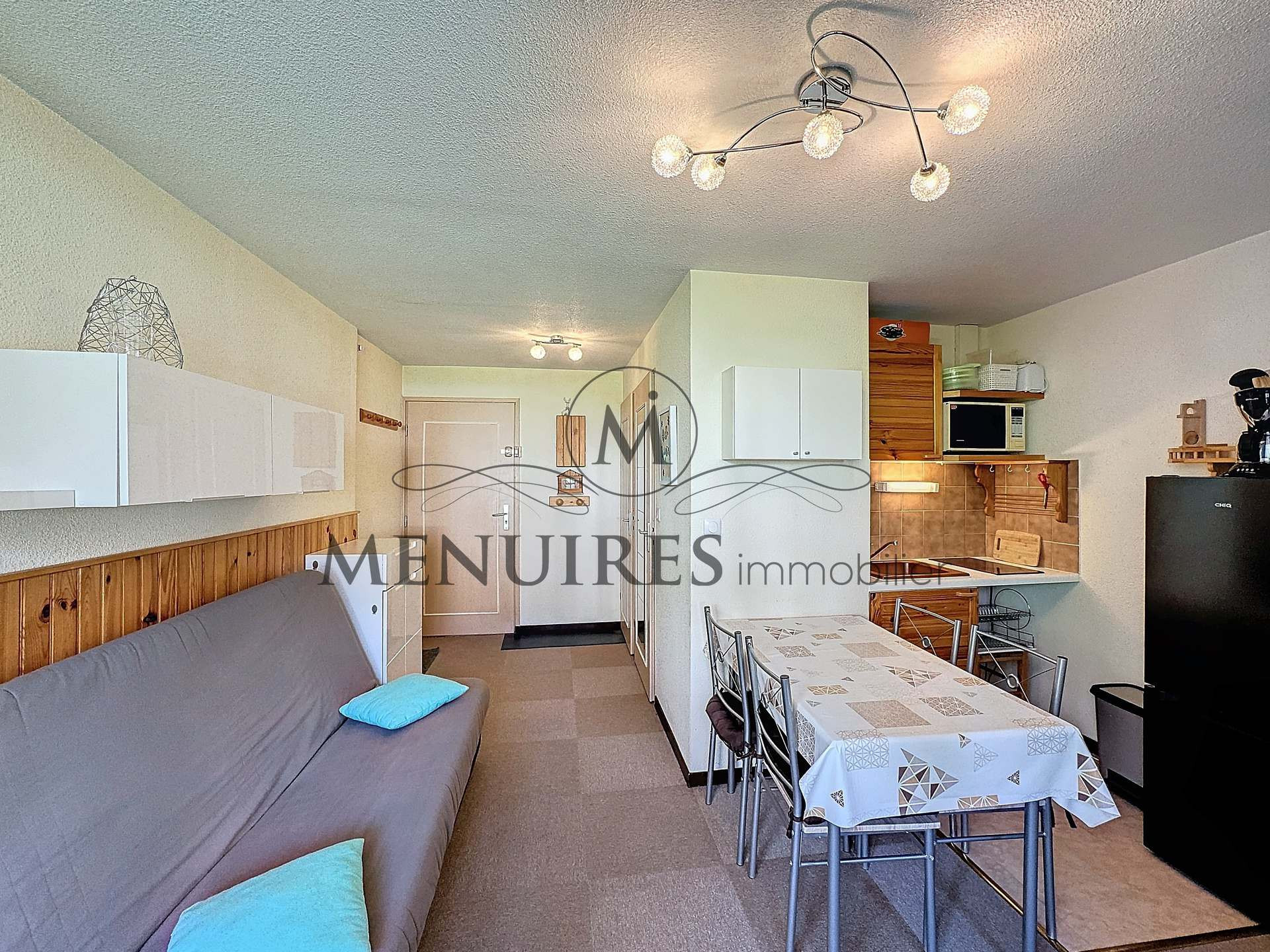 _lv_images__lot_0013040123_01_29484832