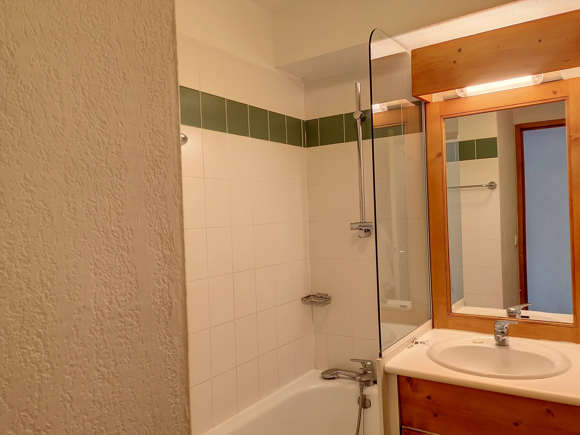 _lv_images__lot_0013040128_07_27705143