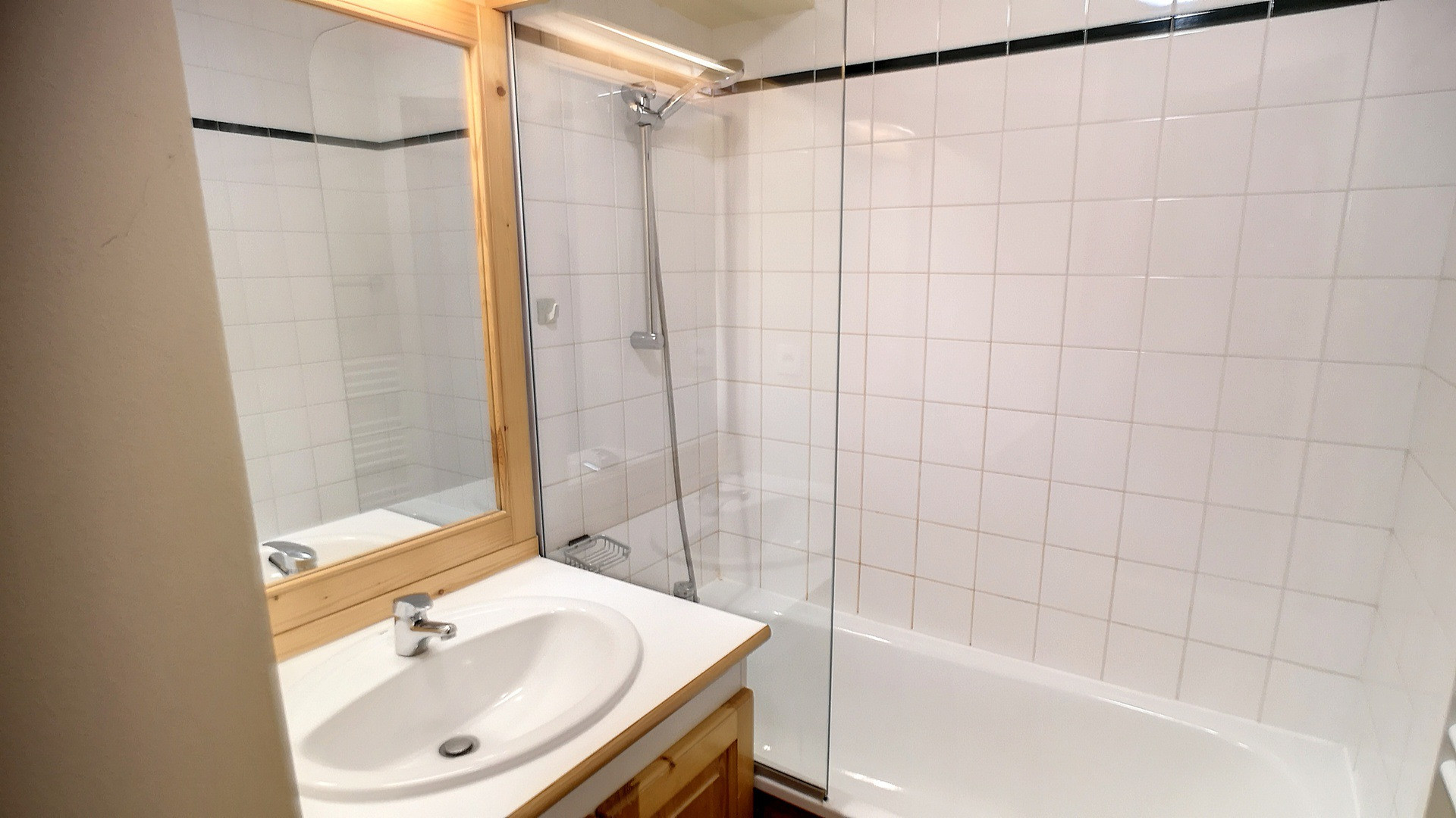 _lv_images__lot_0013040131_06_29504840