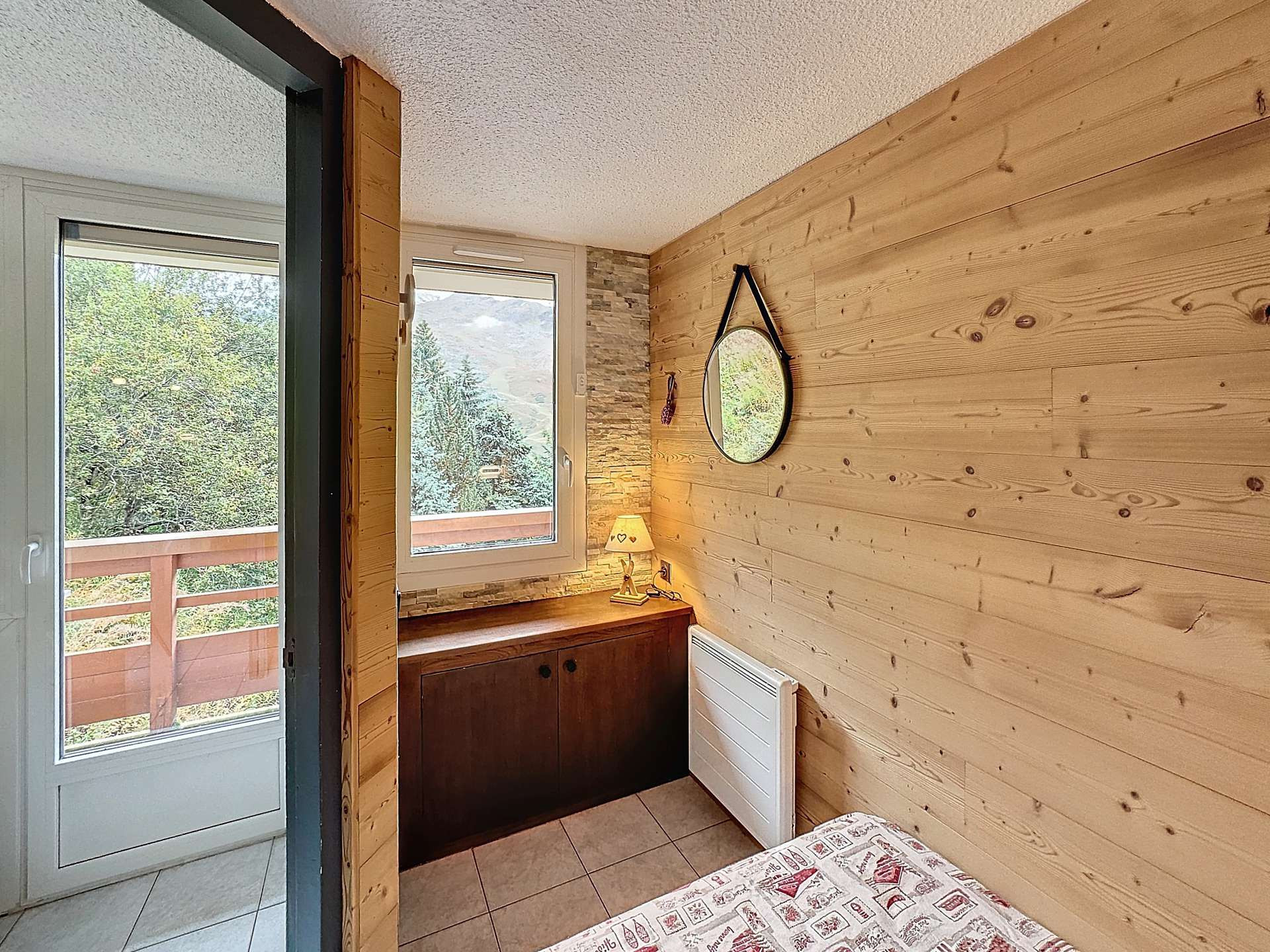 _lv_images__lot_0013040137_12_28531043 _lv_images__lot_0013040137_12_28531043