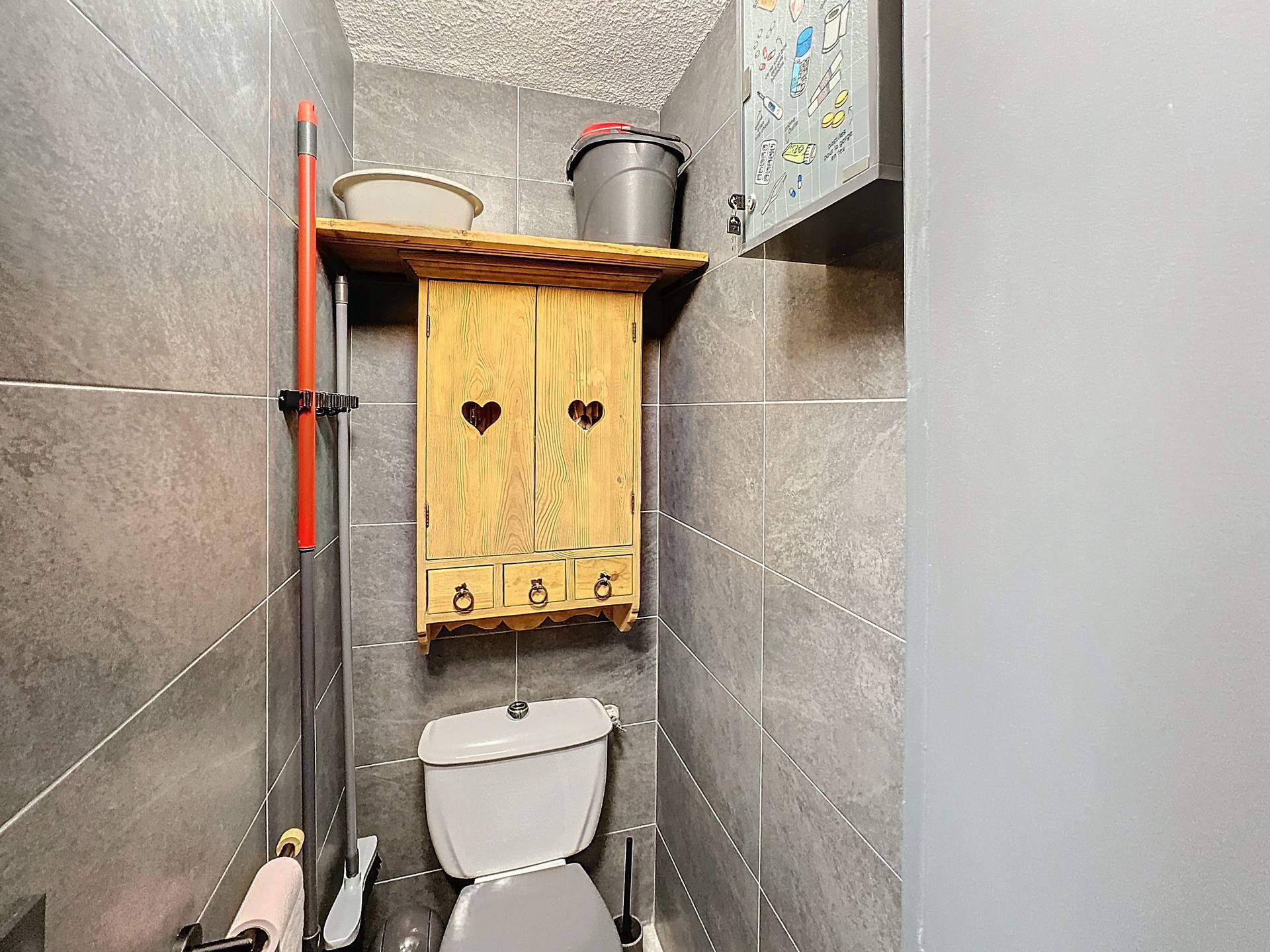 _lv_images__lot_0013040137_15_29484328