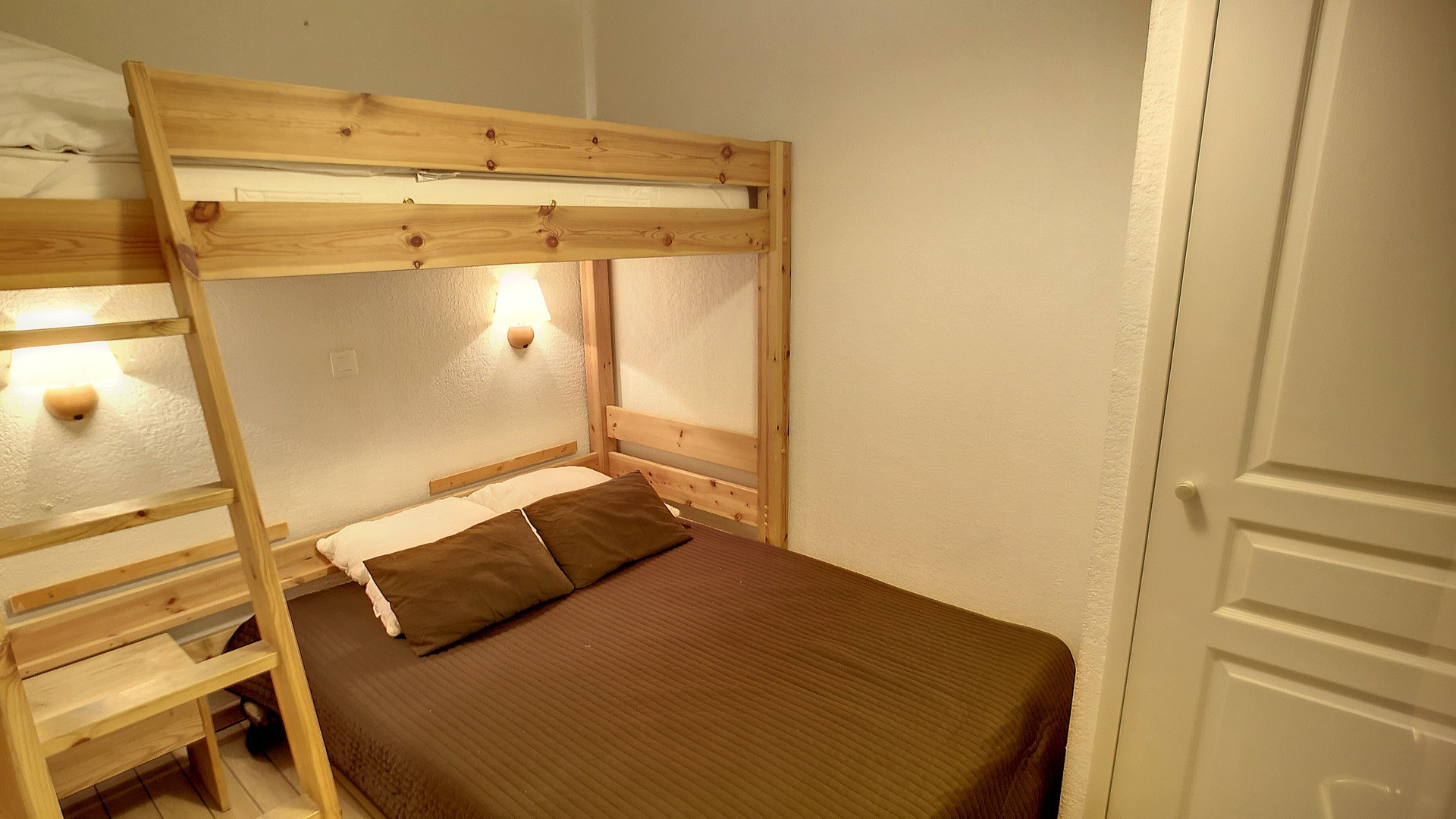 _lv_images__lot_0013040138_12_29584765