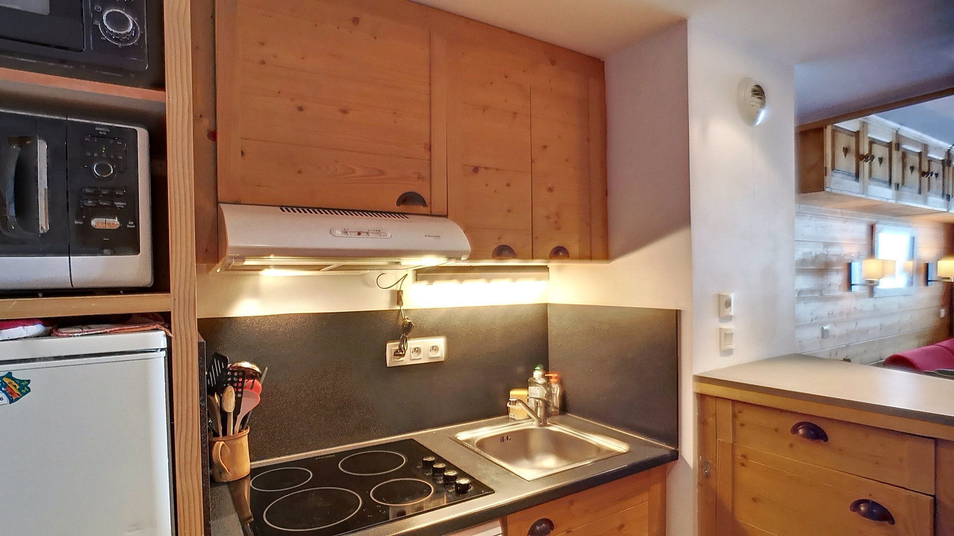 _lv_images__lot_0013040147_04_29724330 _lv_images__lot_0013040147_04_29724330