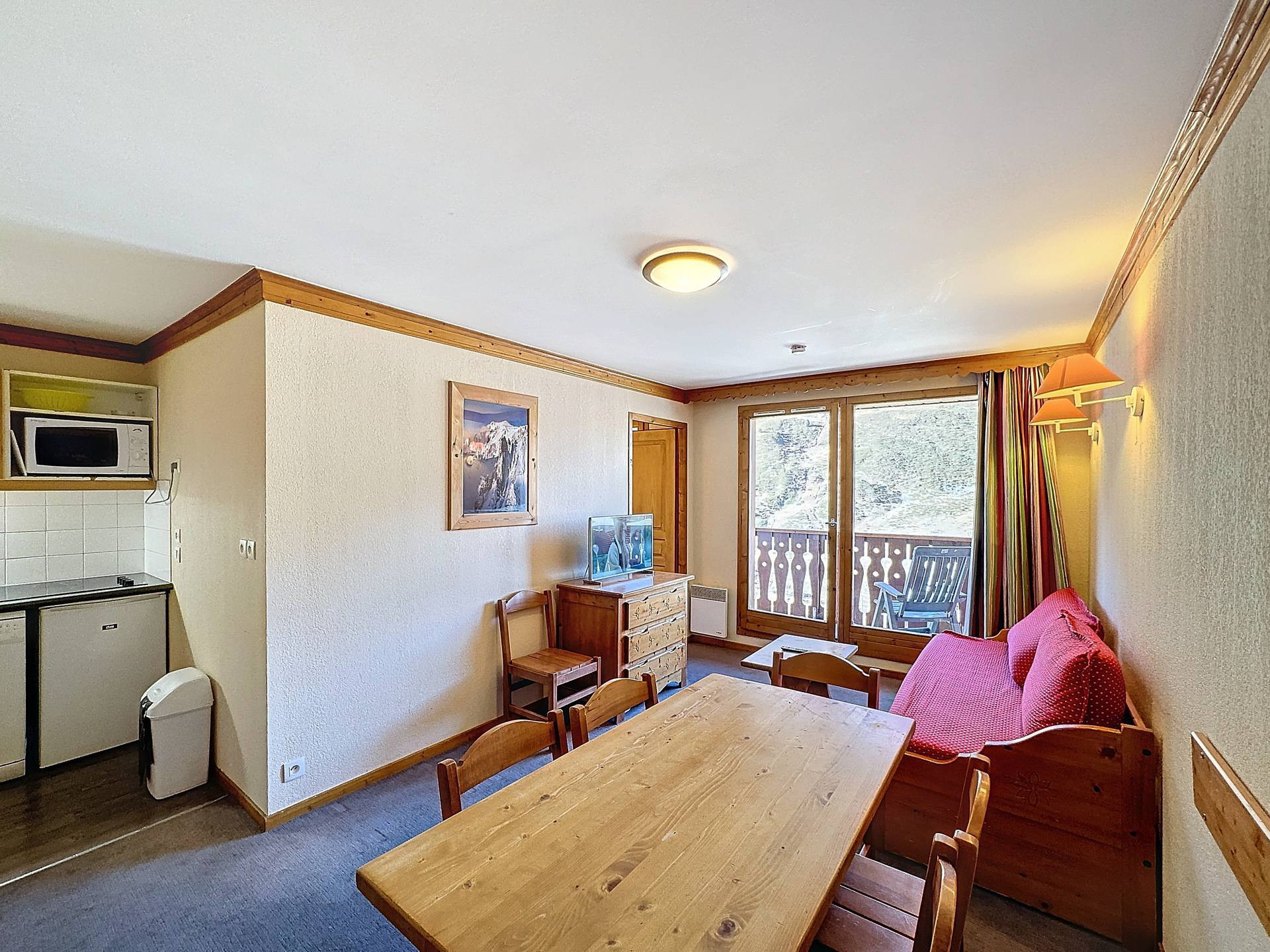 _lv_images__lot_0013040157_01_27628185 _lv_images__lot_0013040157_01_27628185