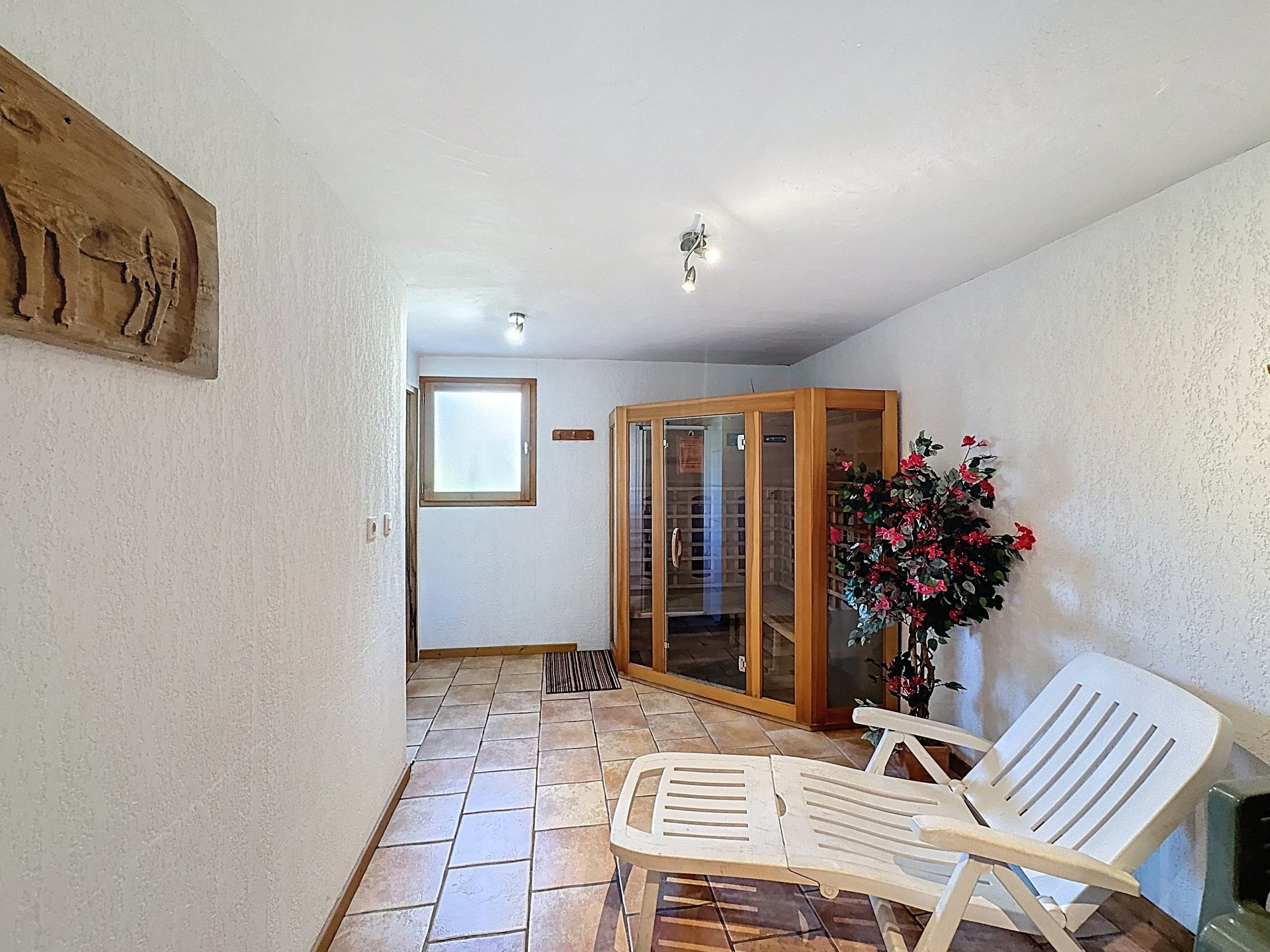 _lv_images__lot_0013040165_08_25419036 _lv_images__lot_0013040165_08_25419036