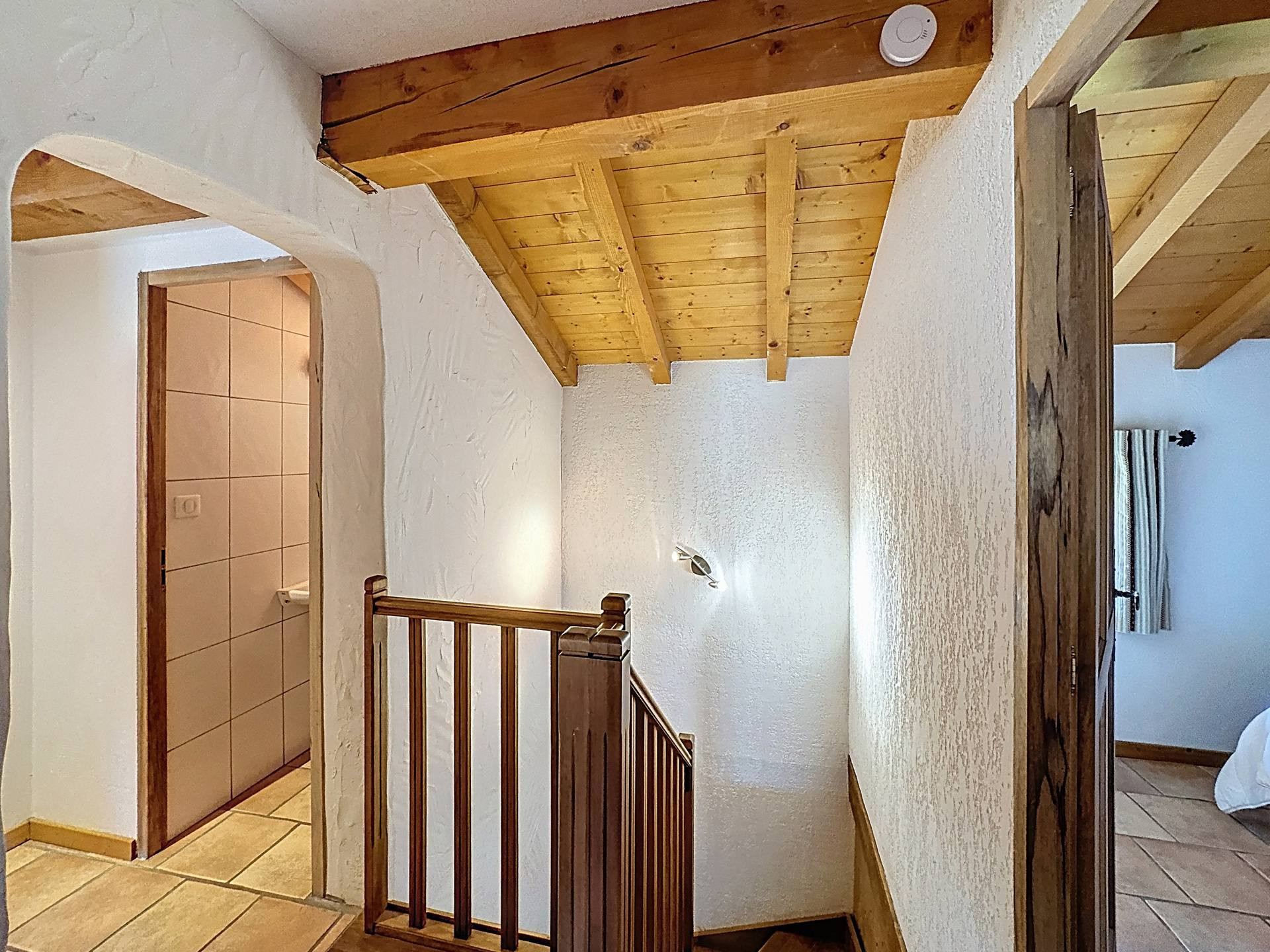 _lv_images__lot_0013040168_09_25418983