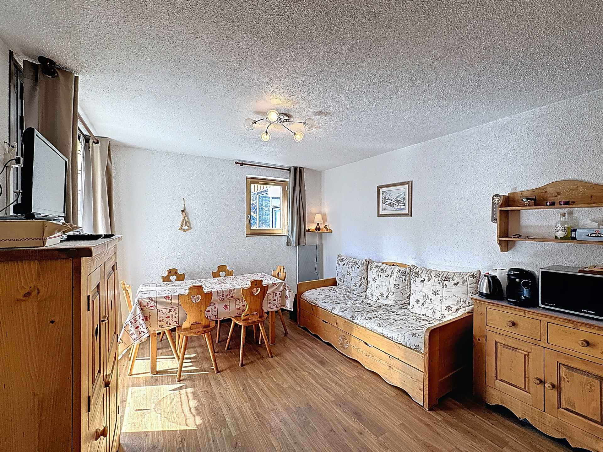 _lv_images__lot_0013040170_10_29486906