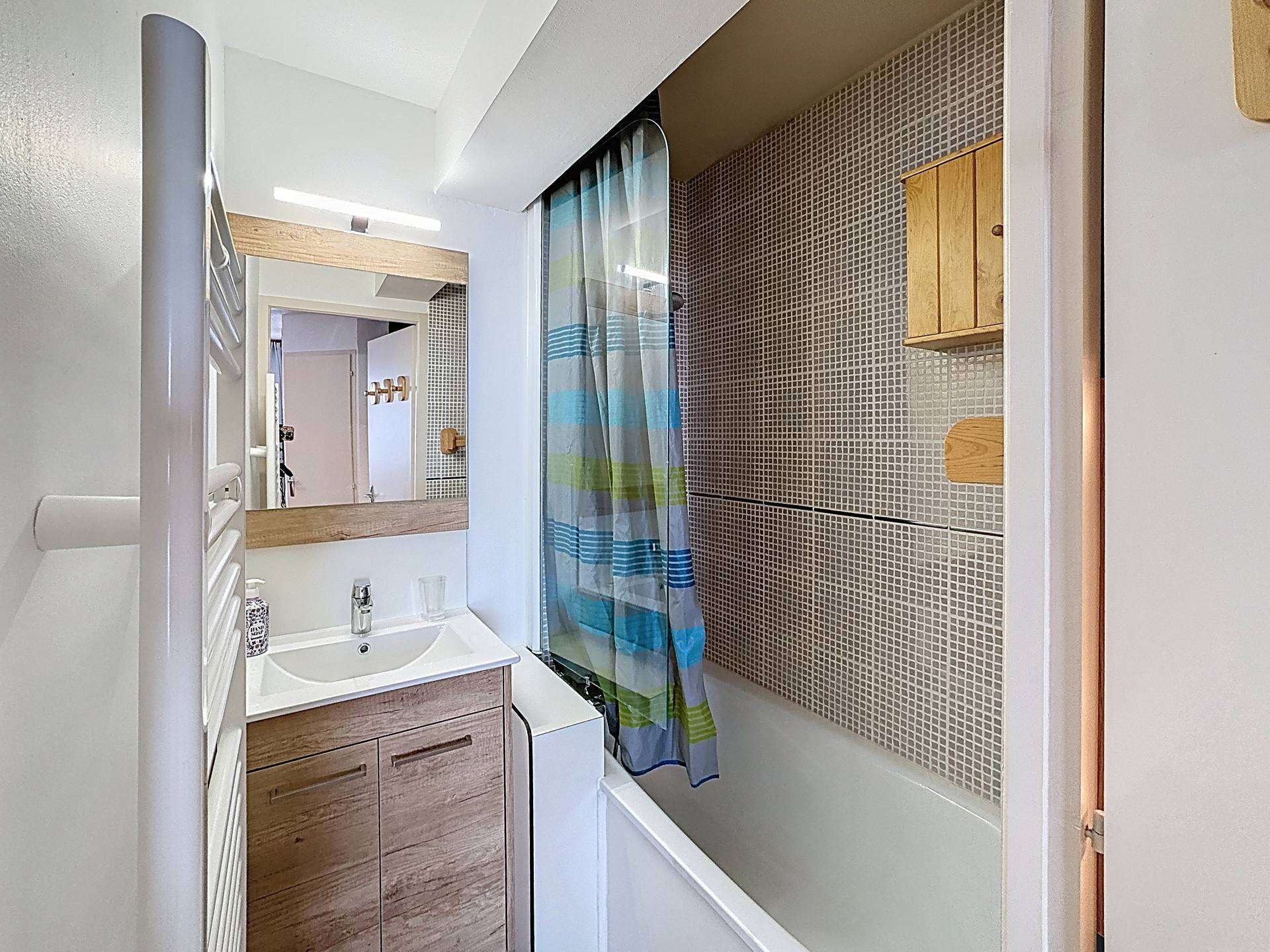 _lv_images__lot_0013040171_05_30138195