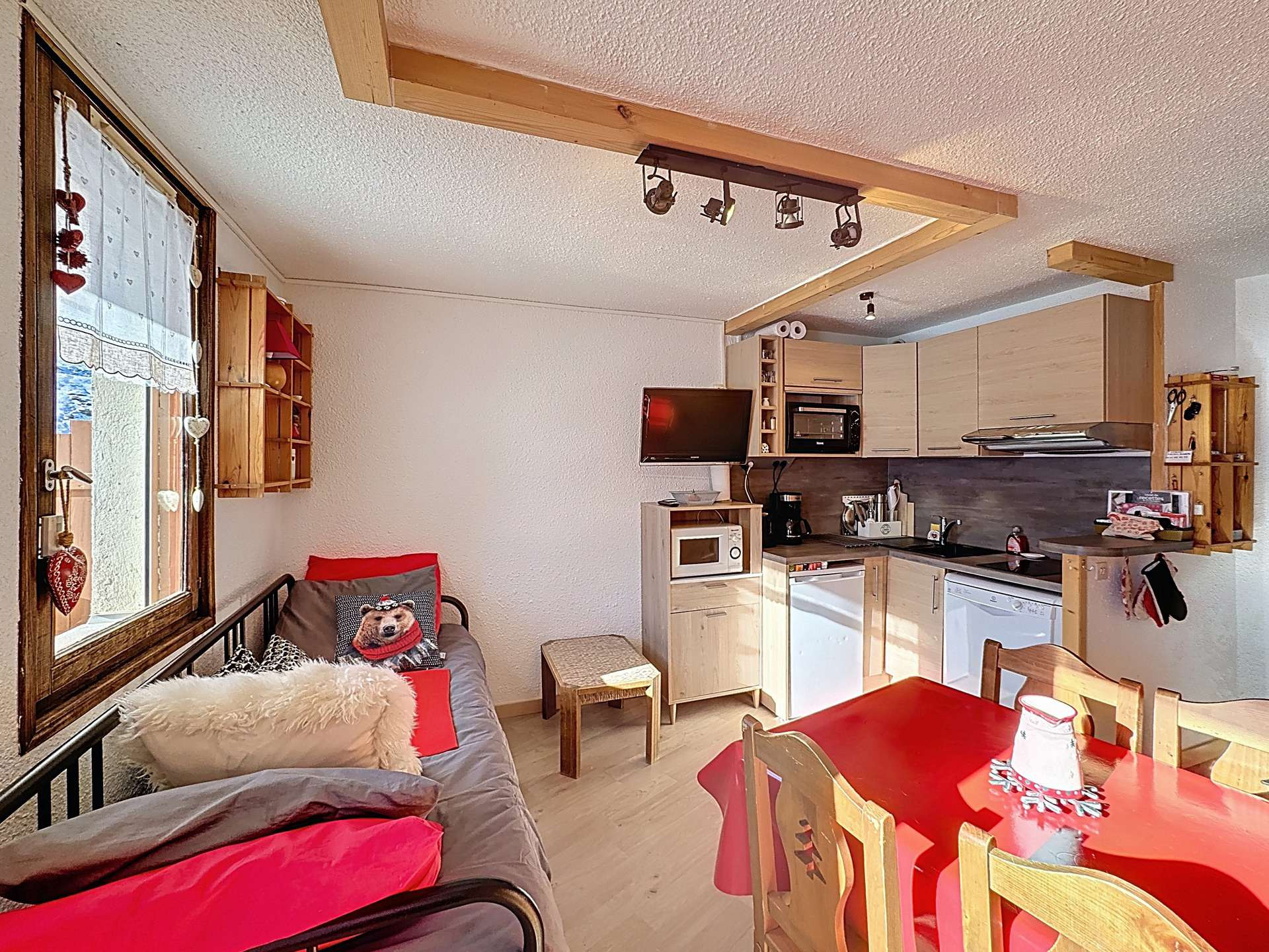 _lv_images__lot_0013040173_08_27743037