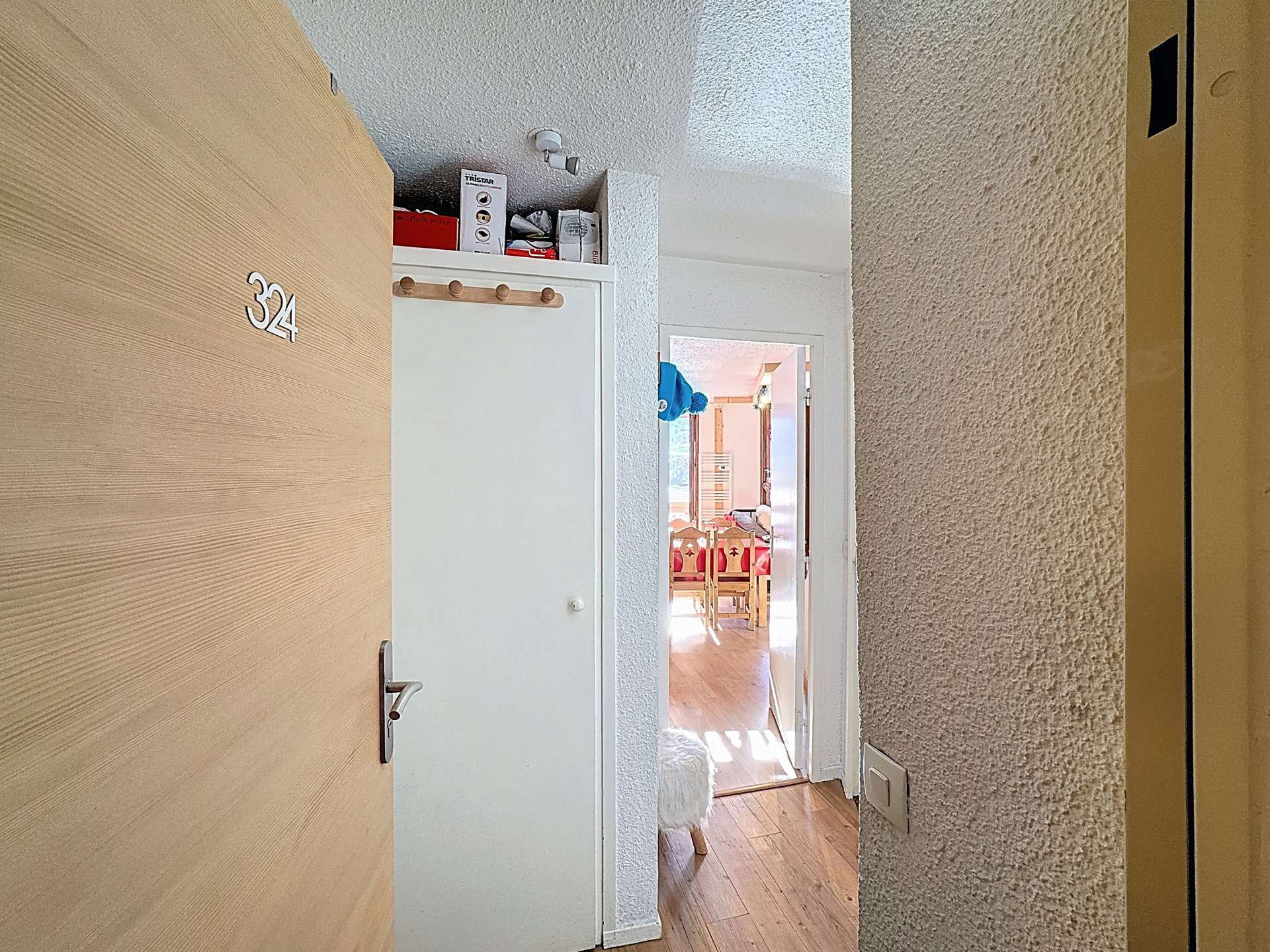 _lv_images__lot_0013040173_13_30180752