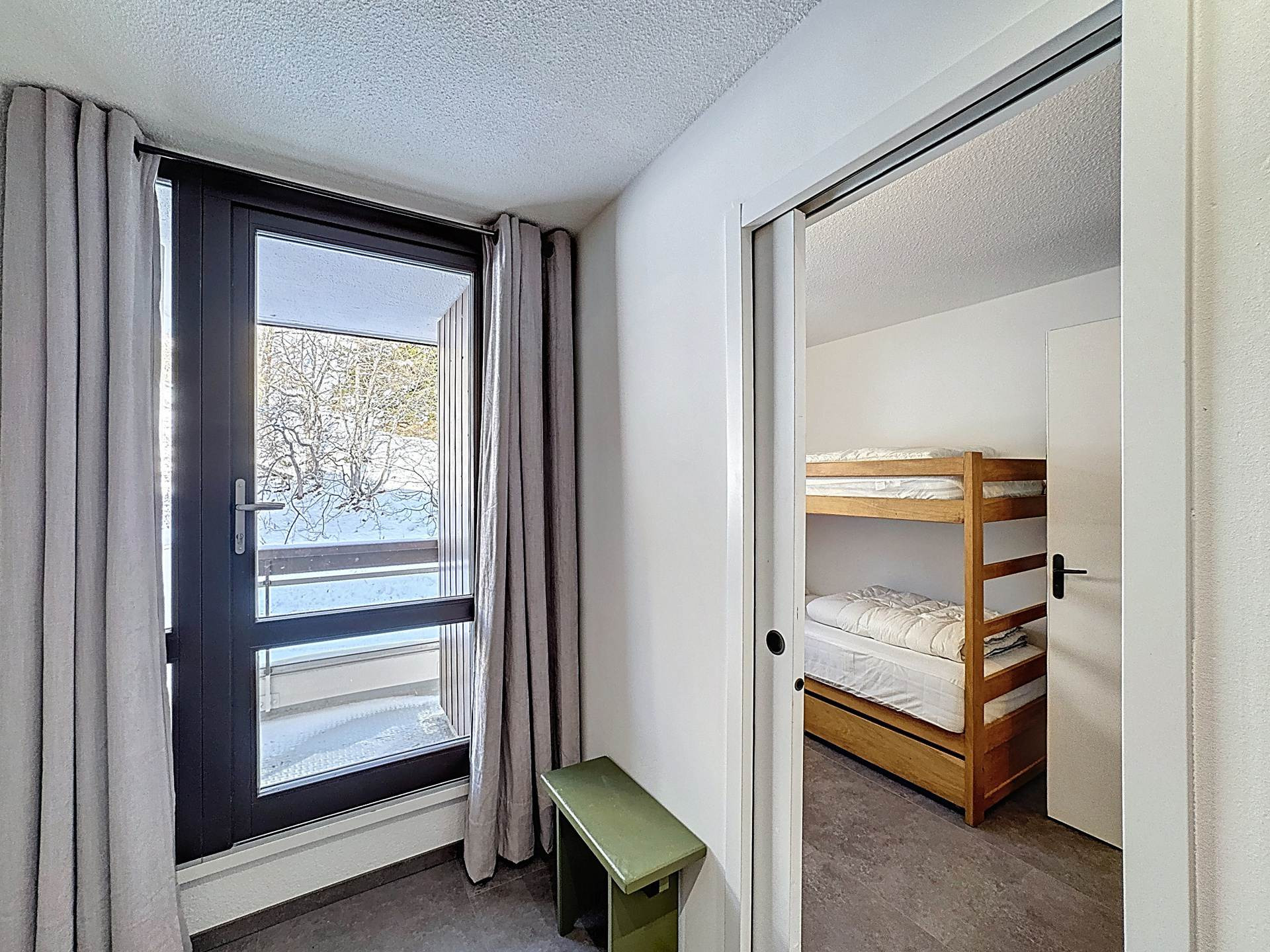 _lv_images__lot_0013040174_09_29007816