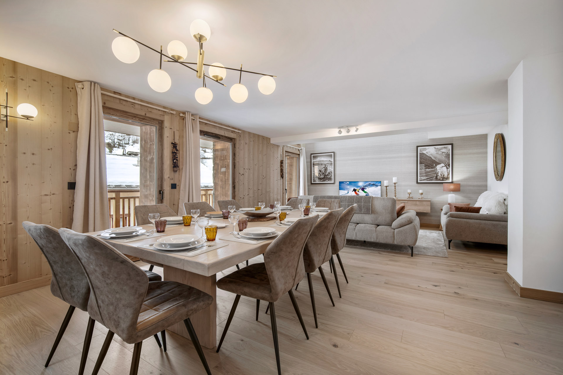 _lv_images__lot_0075553619_01_27389997