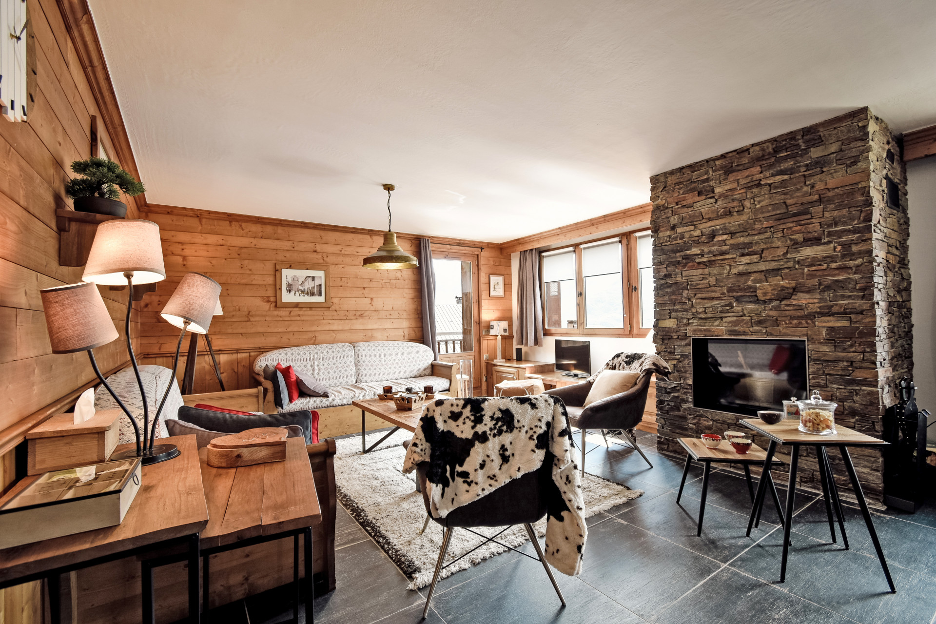 picture_estate_3919_f837e7f3-ecb0-4eda-b911-103323ddfa9d