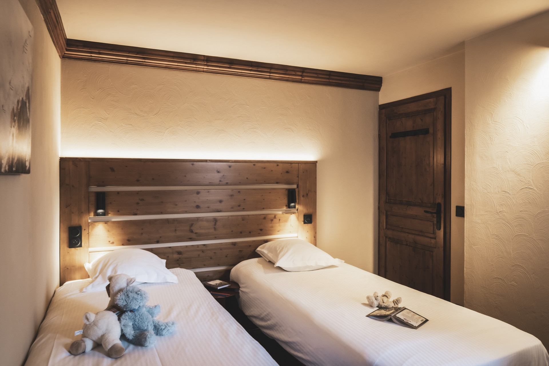 residence-sapiniere-menuires-3p4s-chambre-twin-02-cande-2026-28319778