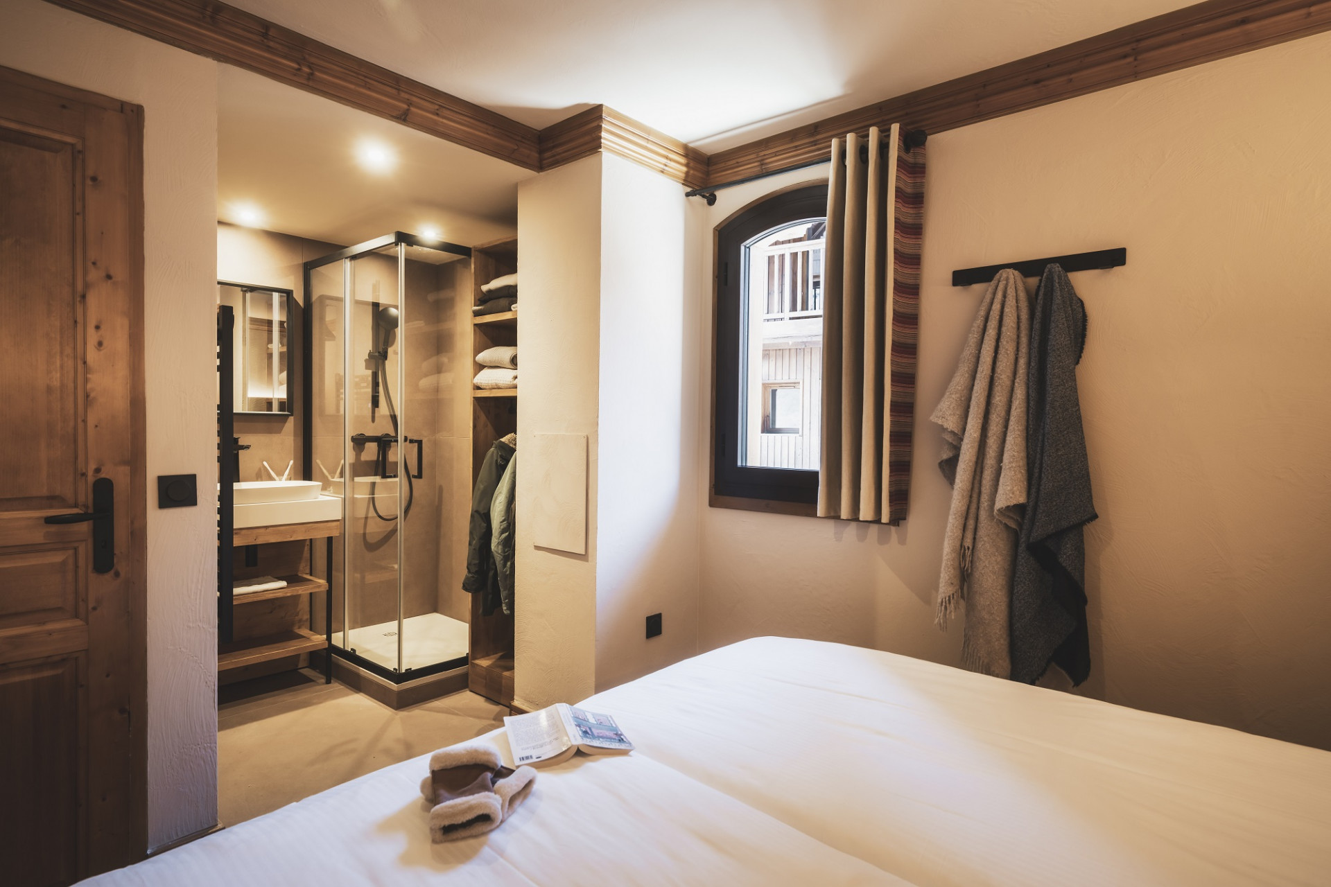 residence-sapiniere-menuires-3p6c-chambre-double-03-cande-2026-28319747