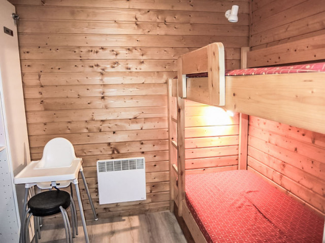 40F2E989264A1ED7A6A3B317F789D1CB.jpg 40F2E989264A1ED7A6A3B317F789D1CB.jpg