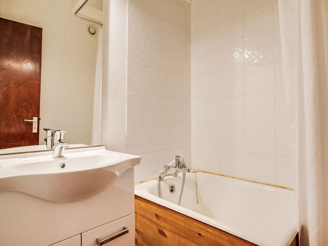 40F2E989264A1ED8B6850A77C5053294.jpg 40F2E989264A1ED8B6850A77C5053294.jpg