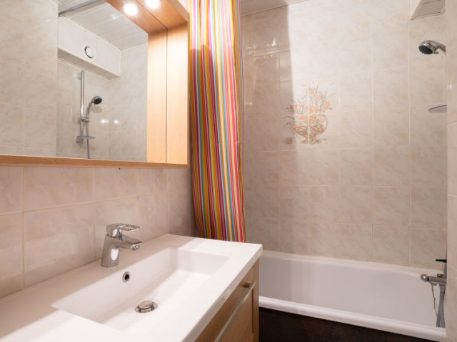 F2D993D000D51EEA85E94DE9057CA636.jpg F2D993D000D51EEA85E94DE9057CA636.jpg