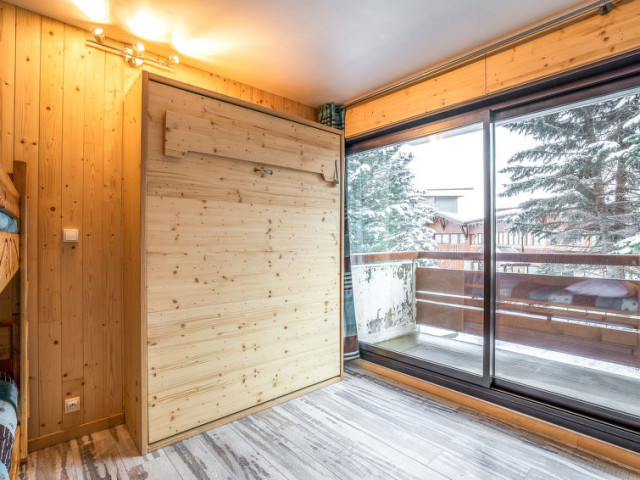 F2D993D000D51EEA85E94F6673F54649.jpg F2D993D000D51EEA85E94F6673F54649.jpg