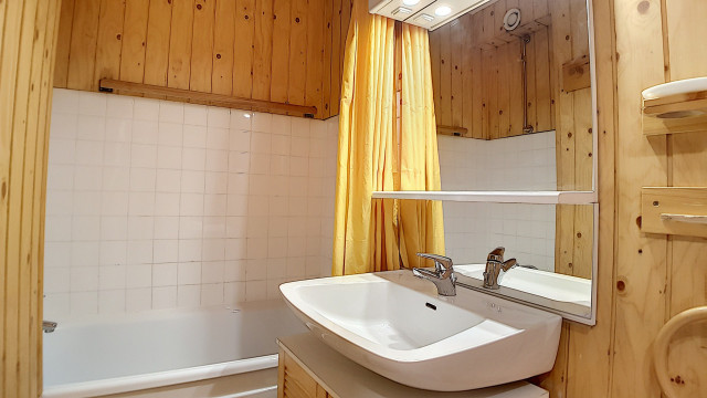 _agence-des-belleville_lv_images__lot_0000045029_12_32315935
