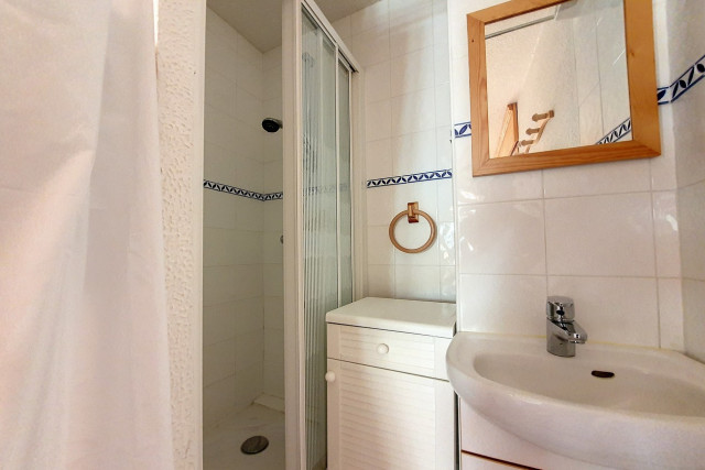 _agence-des-belleville_lv_images__lot_0000045039_09_29692927 _agence-des-belleville_lv_images__lot_0000045039_09_29692927