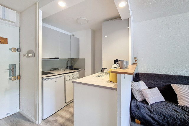 _agence-des-belleville_lv_images__lot_0000045041_03_29496650