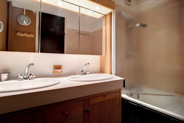 _agence-des-belleville_lv_images__lot_0000045056_13_29081825