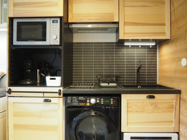 _agence-des-belleville_lv_images__lot_0000045076_02_29556254