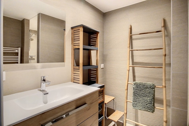 _agence-des-belleville_lv_images__lot_0000045082_12_28384263