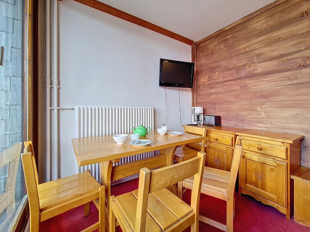 _agence-des-belleville_lv_images__lot_0000045099_02_28094779