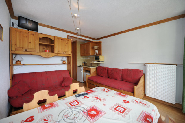 _agence-des-belleville_lv_images__lot_0000045129_01_28735615 _agence-des-belleville_lv_images__lot_0000045129_01_28735615