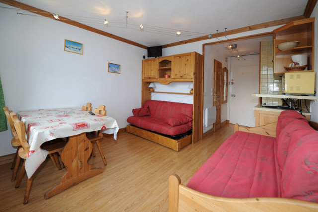 _agence-des-belleville_lv_images__lot_0000045129_02_29258204