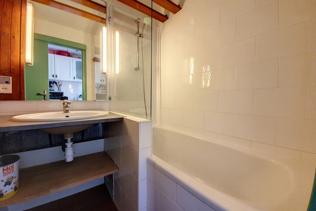 _agence-des-belleville_lv_images__lot_0000045130_10_27429330 _agence-des-belleville_lv_images__lot_0000045130_10_27429330