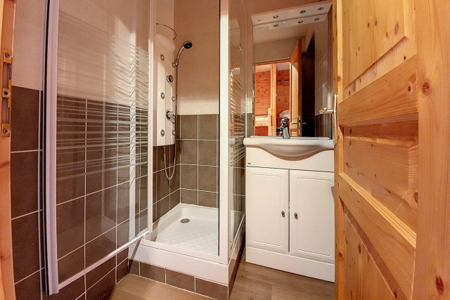 _agence-des-belleville_lv_images__lot_0000045136_12_27398056