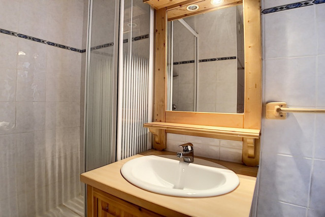 _agence-des-belleville_lv_images__lot_0000045149_07_28583441